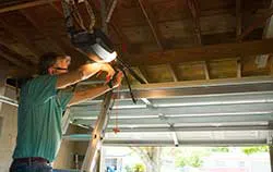 Security Garage Doors Jacksonville, FL 904-556-7001 - repair-side